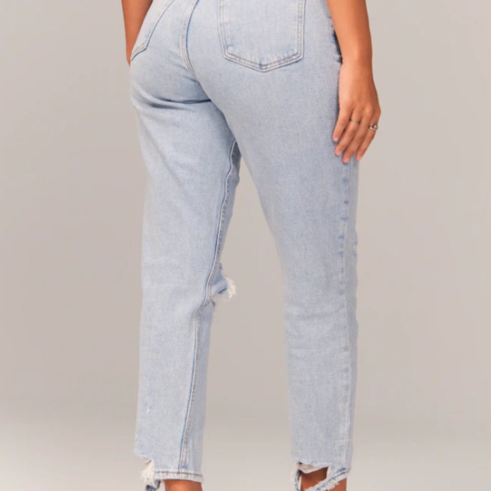A&F Curve Love High Rise Mom Jean - Picture 5 of 7